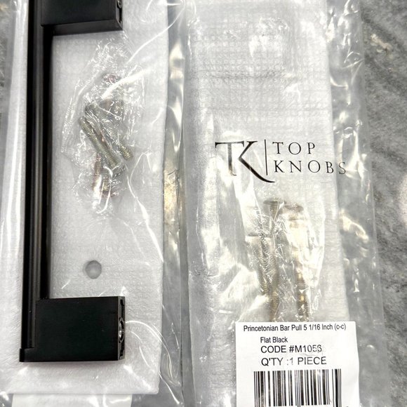 Top Knobs Cabinet Princetonian Bar Pull 5-1/16 Inch Flat Black 19 available - Picture 1 of 4